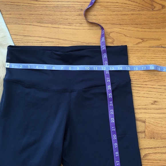 Navy Champion Capri Leggings - Picture 6 of 7
